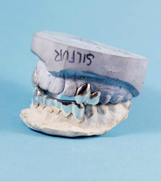 A set of silver teeth